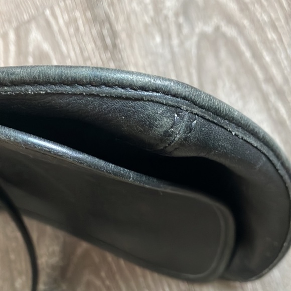 Coach - Picture 11 of 17